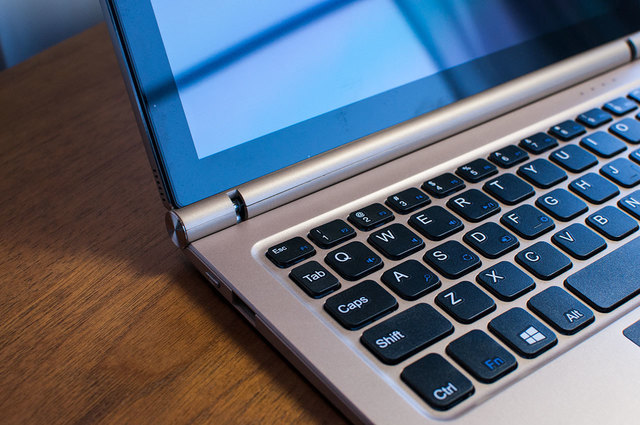 Teclast-TBook-10-Keyboard-15.jpg