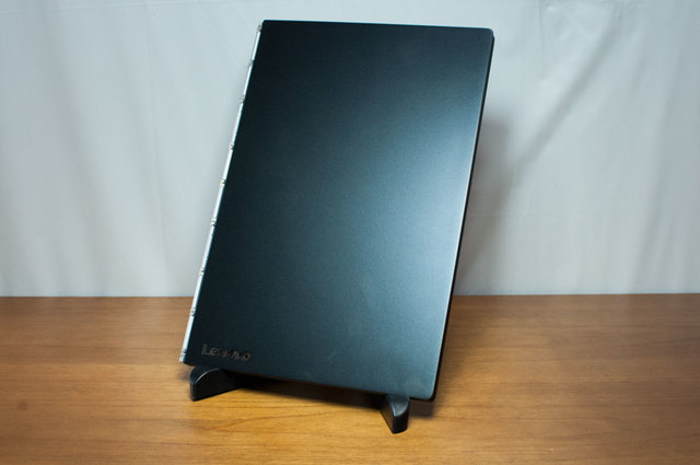 YOGABOOK05.jpg